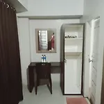 Golden Hotel Sarolangun