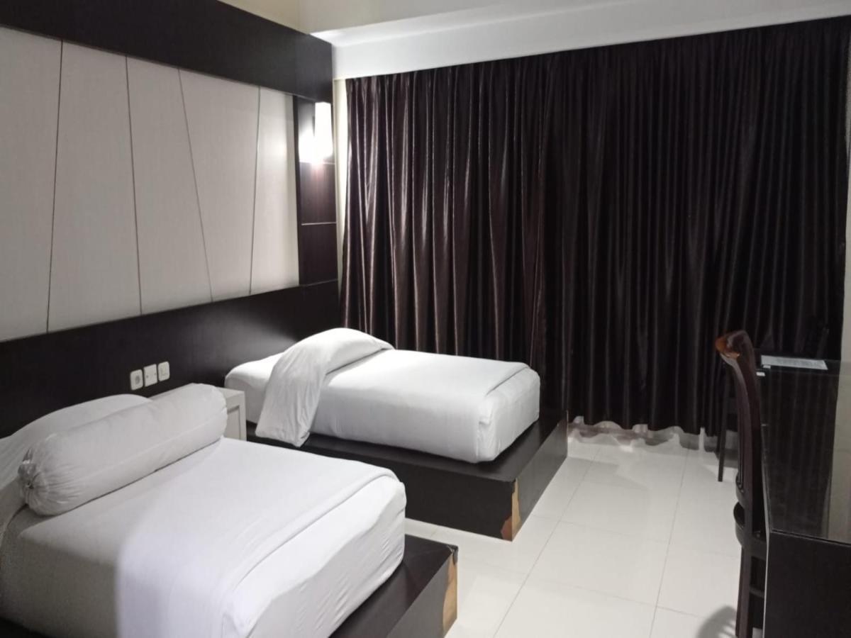Golden Sarolangun Hotel